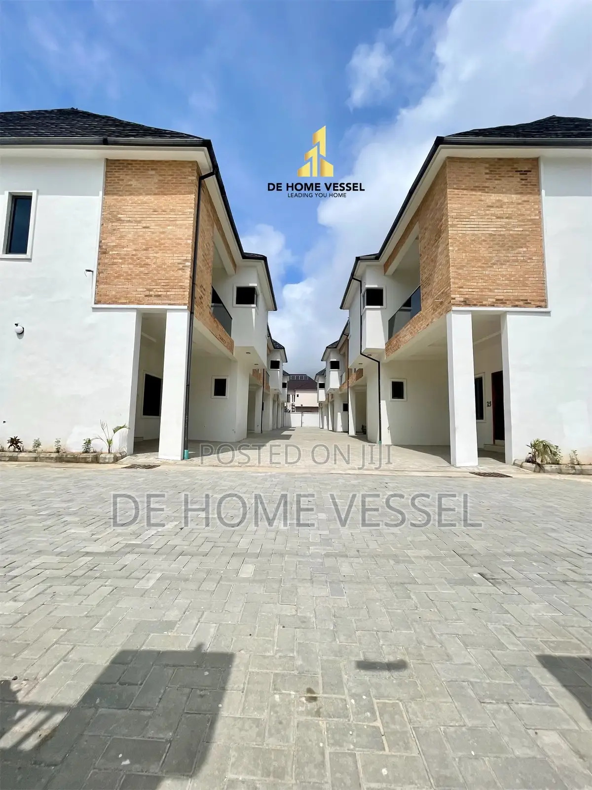 4bdrm Townhouse/Terrace in Lekki for sale