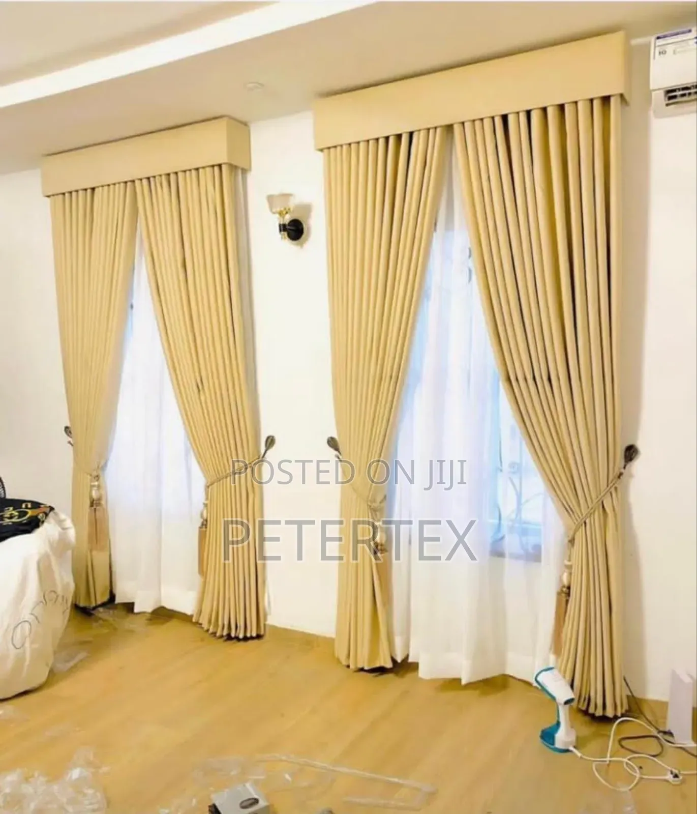 Stock Curtain With Curtain Board