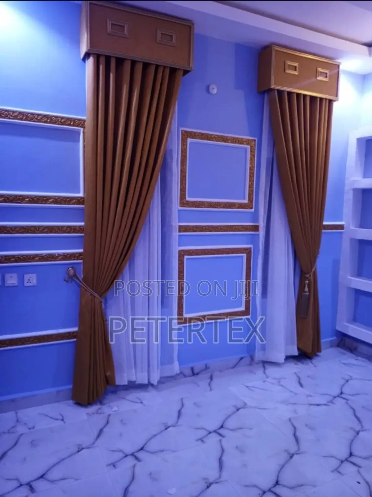 Stock Curtain With Curtain Board