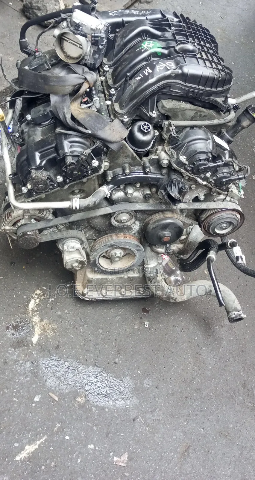 Dodge Charger or Chrysler 300 3.6L