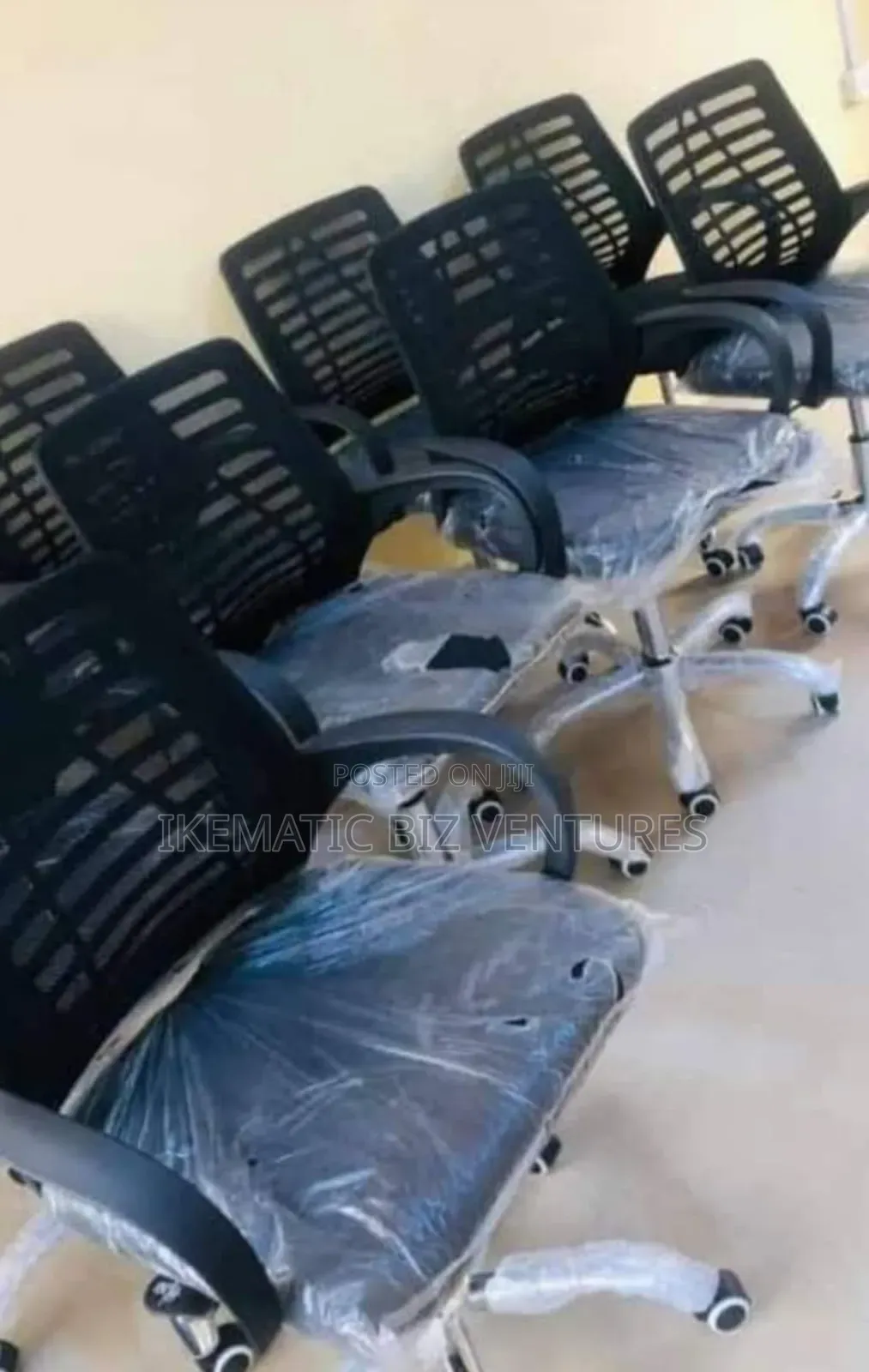 Ergonomic Office Chair With Adjustable Height