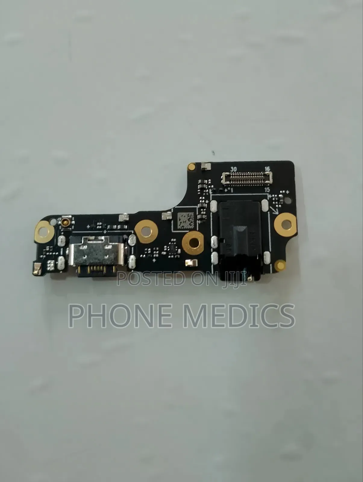 Freeyond F9/M5 Charging Port Sub Board