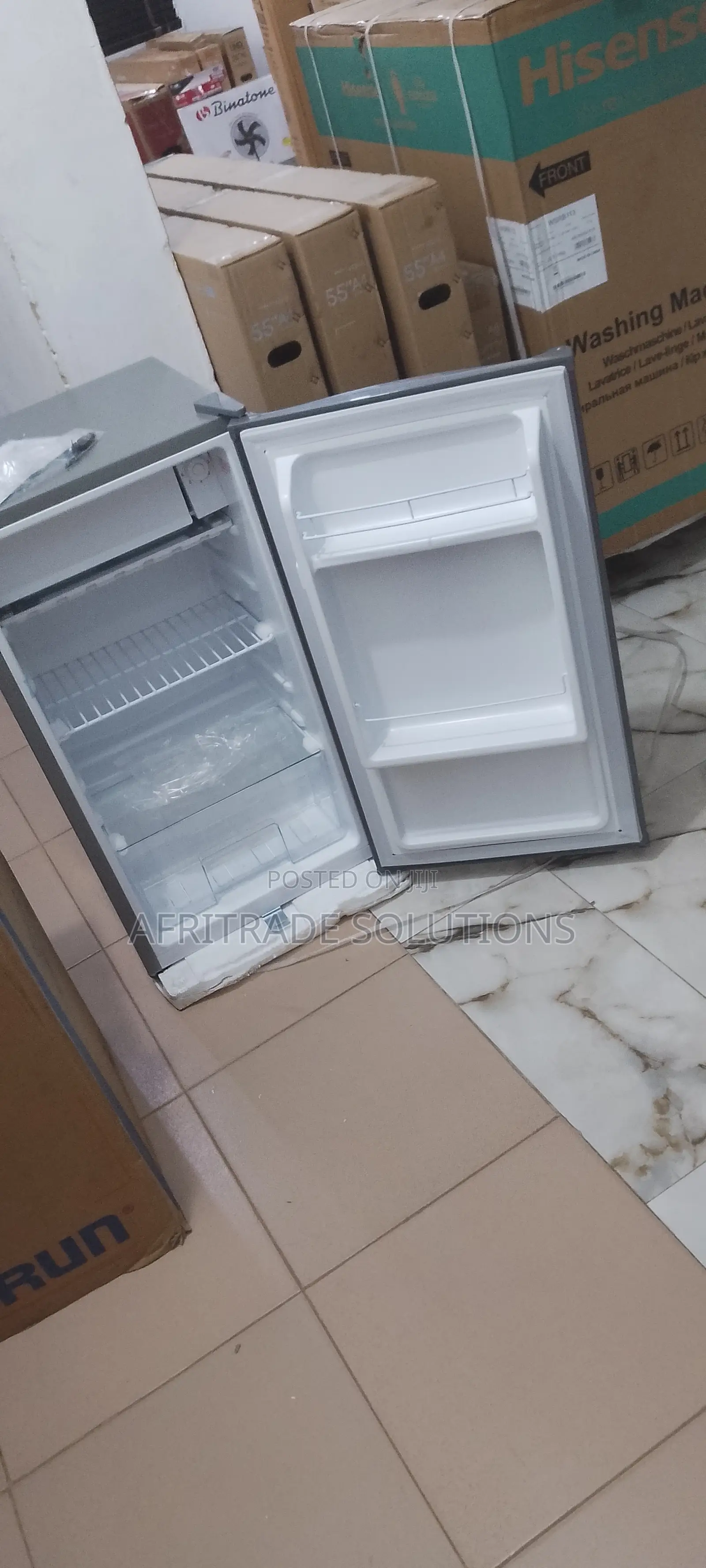 SKYRUN BCD-90J Single Door Fridge (80l)- Durability Assured