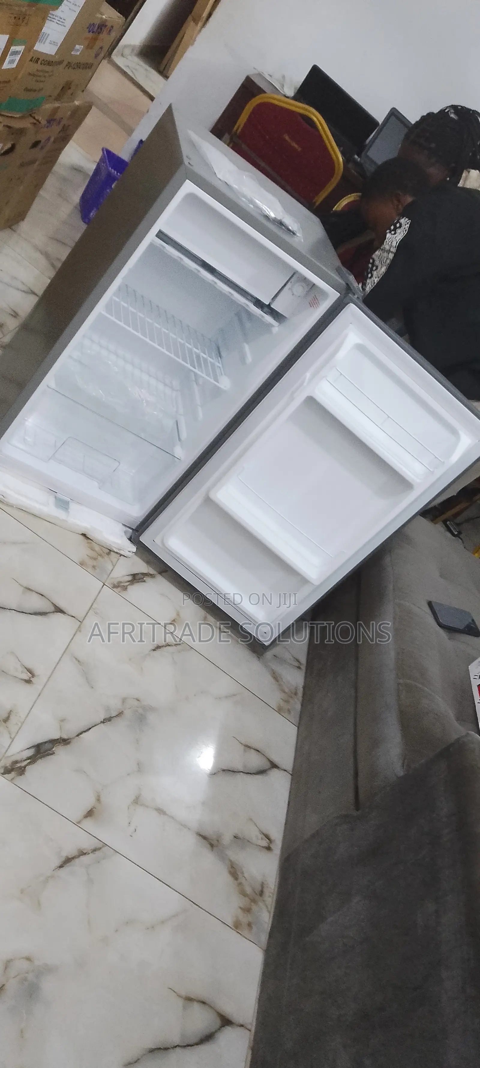 SKYRUN 80 Litres Userfriendly Refrigerator