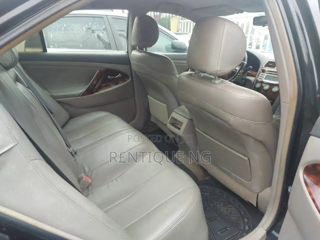 Toyota Camry 2016 Available for Hire