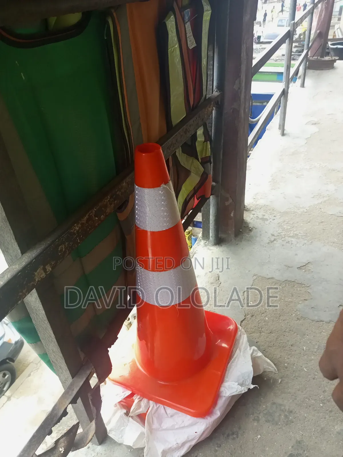 75cm Safety Cone