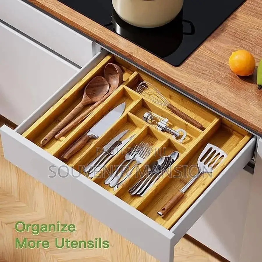 Expandable Wooden Cutlery Tray