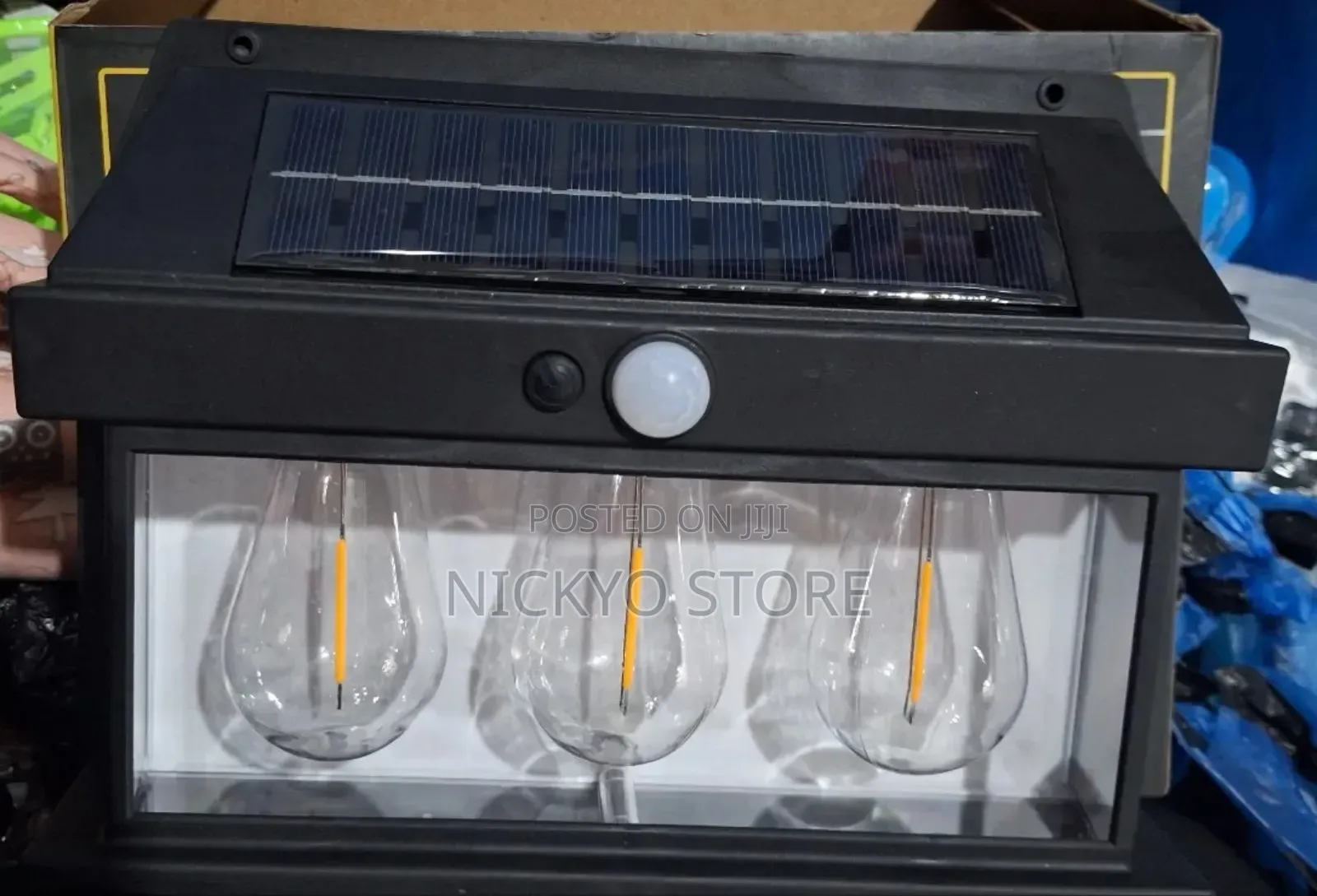 Solar Interaction Wall Lamp