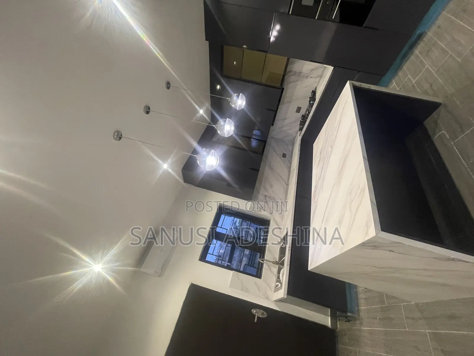 5bdrm Duplex in Jahi Gilmore Fct for sale