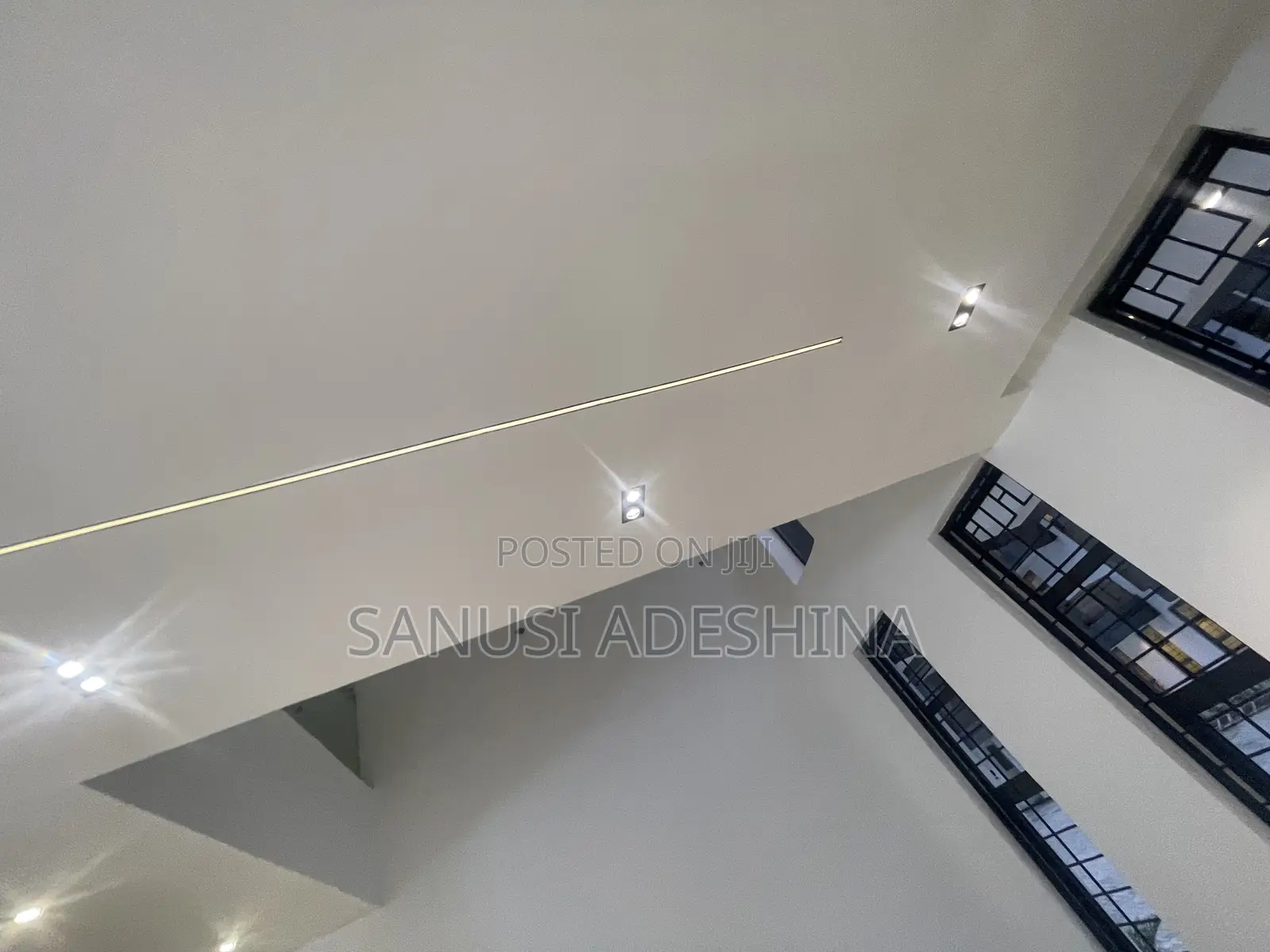 5bdrm Duplex in Jahi Gilmore Fct for sale