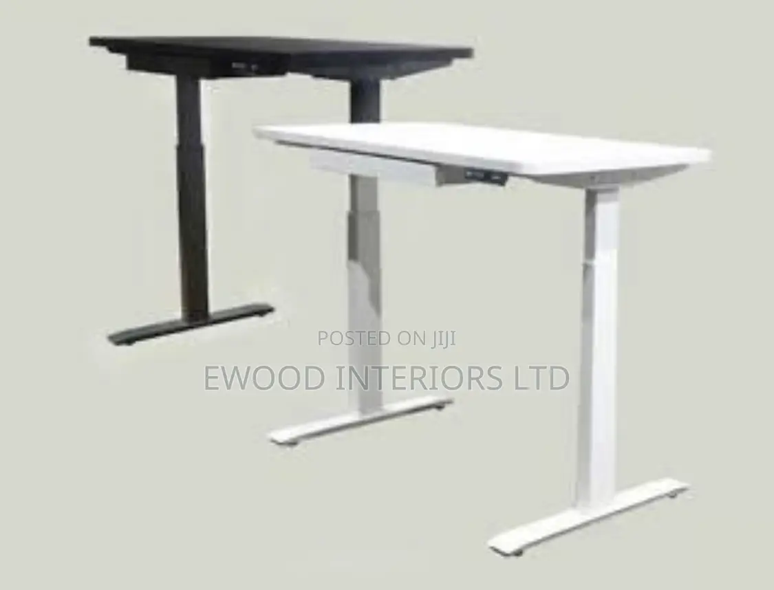 Adjustable Working Table