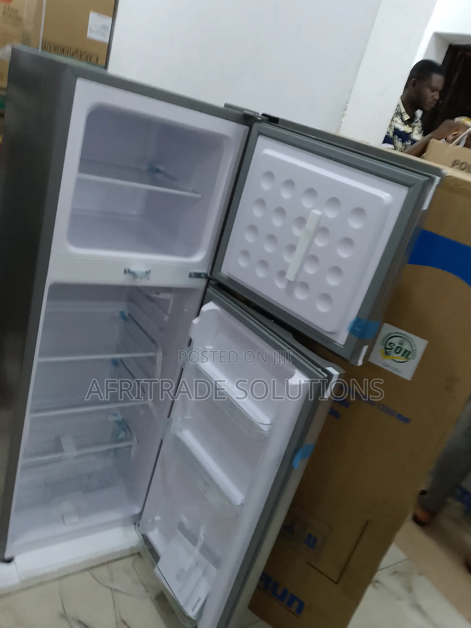 Skyrun 138 Liters Double Door Fridge- Transparent-Shelf