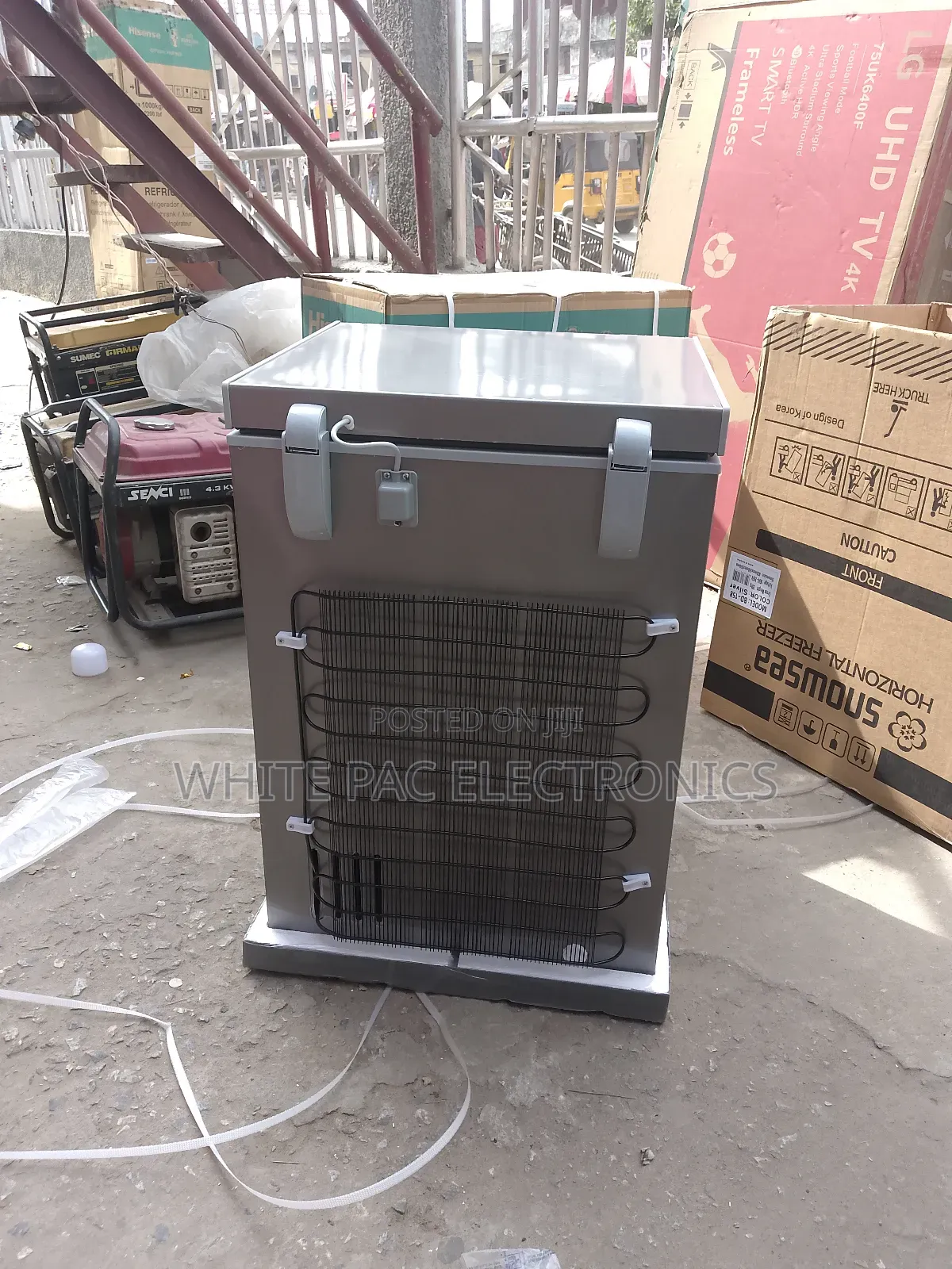 Snowsea Freezer Extra Cooling 130-Litre Ice Block Maker
