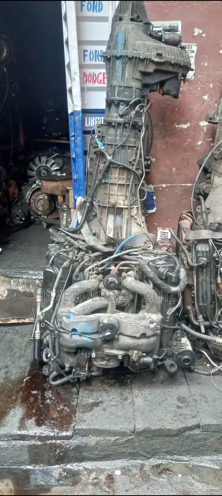 Lincoln Navigator 32 Valve