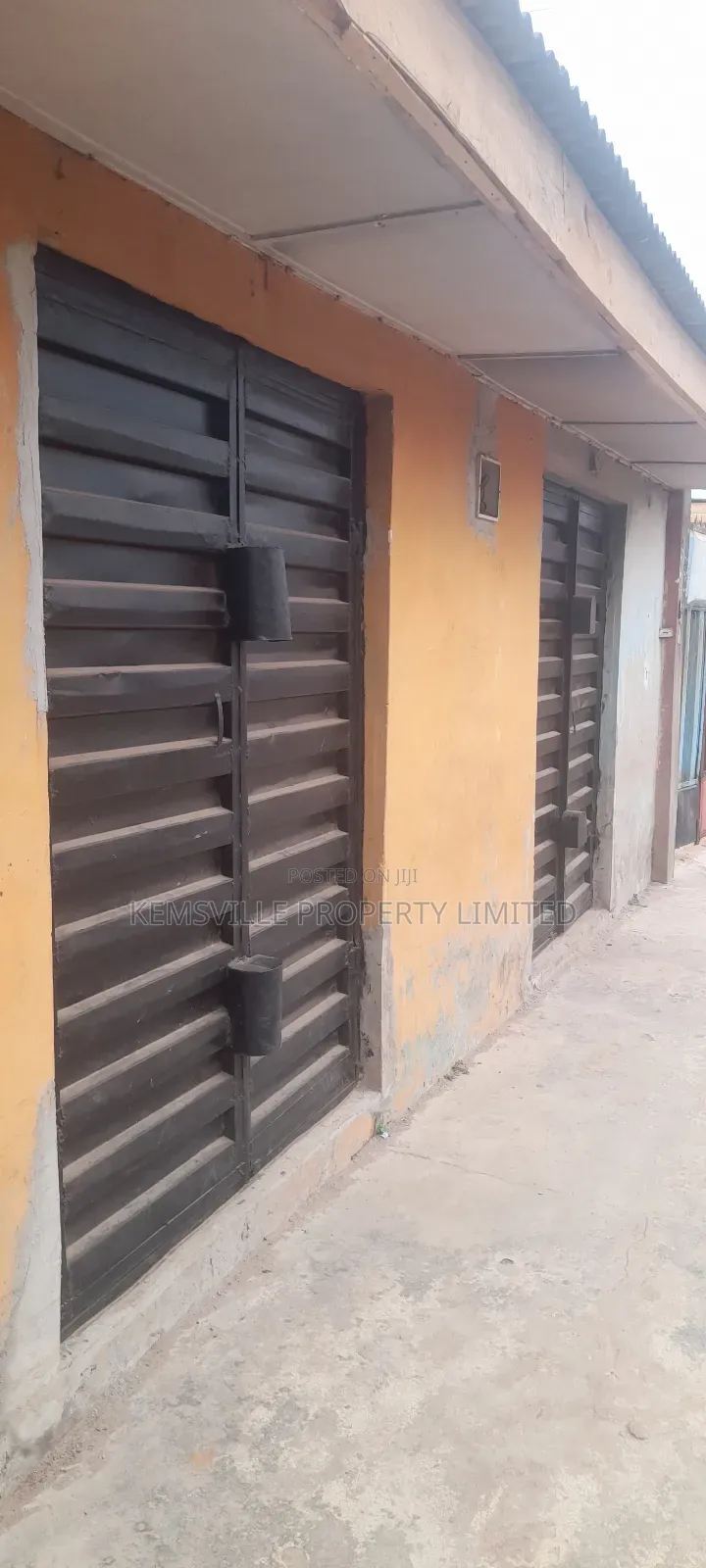 Big Shop for Rent at Mao Junction Kollington