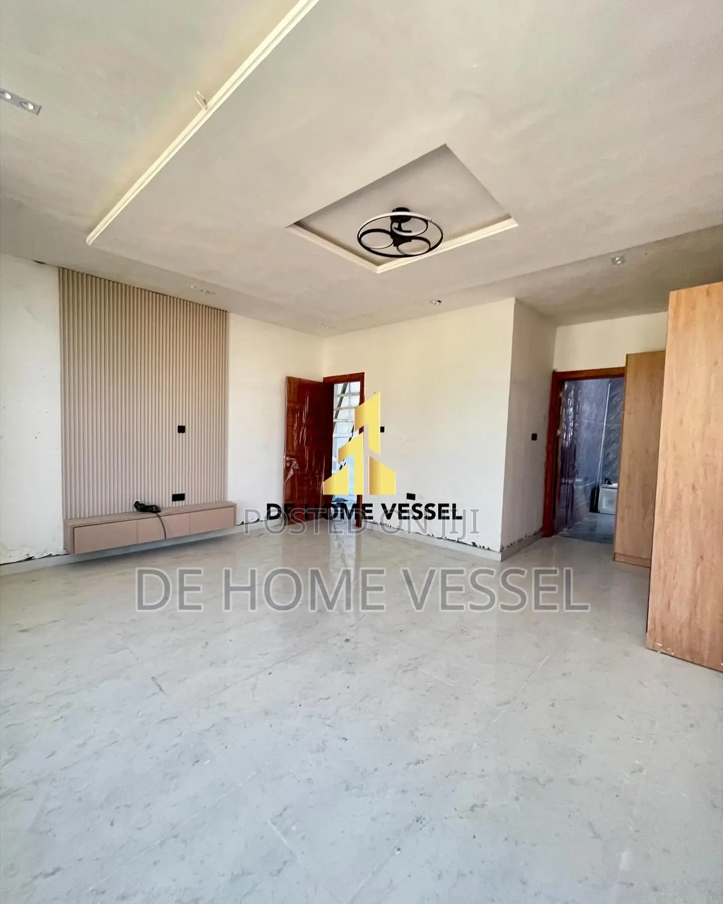 5bdrm Duplex in Lekki Phase 1 for sale