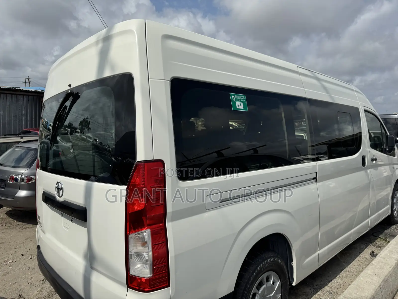 Toyota HiAce 2020 White