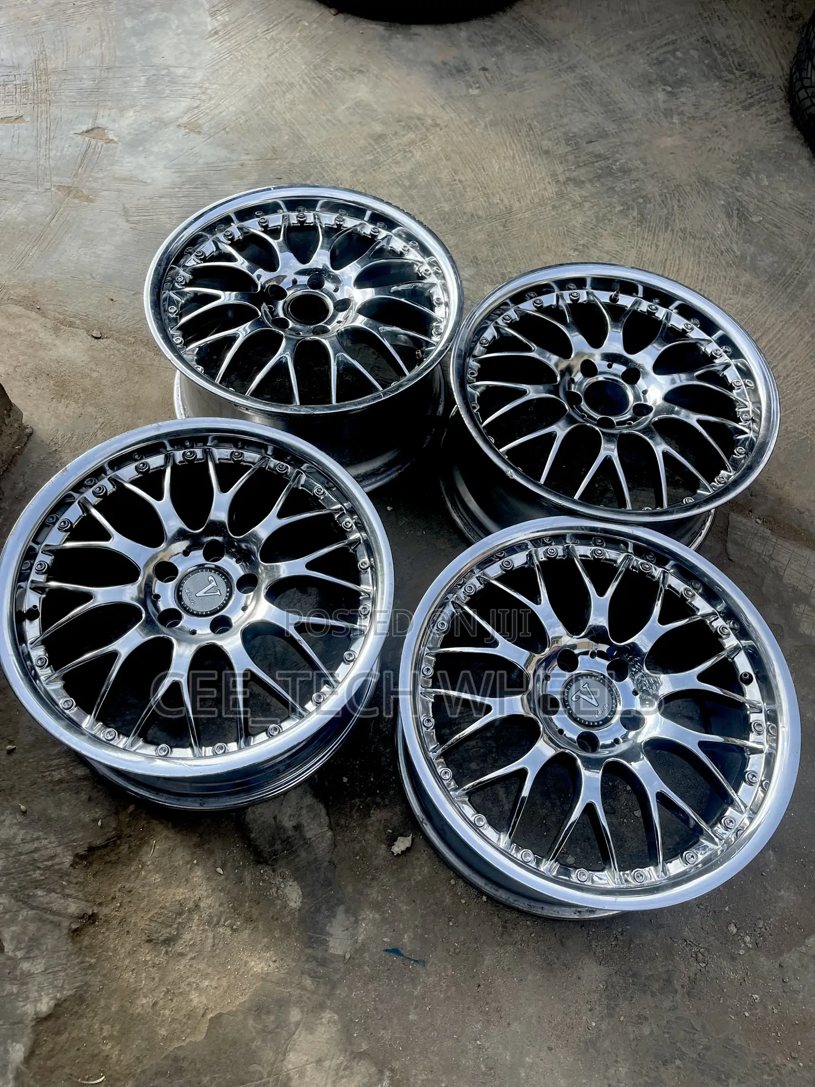 Neatly 18 Inches Chrome for Benz Lexus Camry Honda Etc