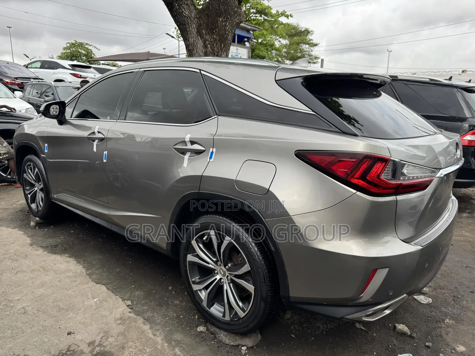 Lexus RX 350 AWD 2017 Gold