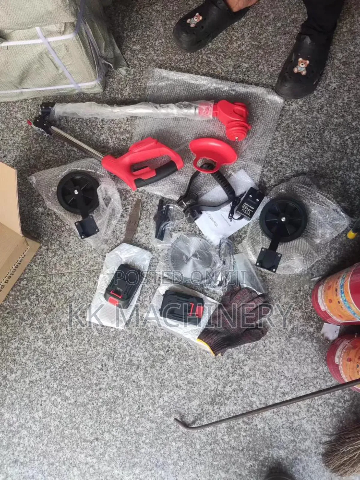 Battery Brush Cutter Machine