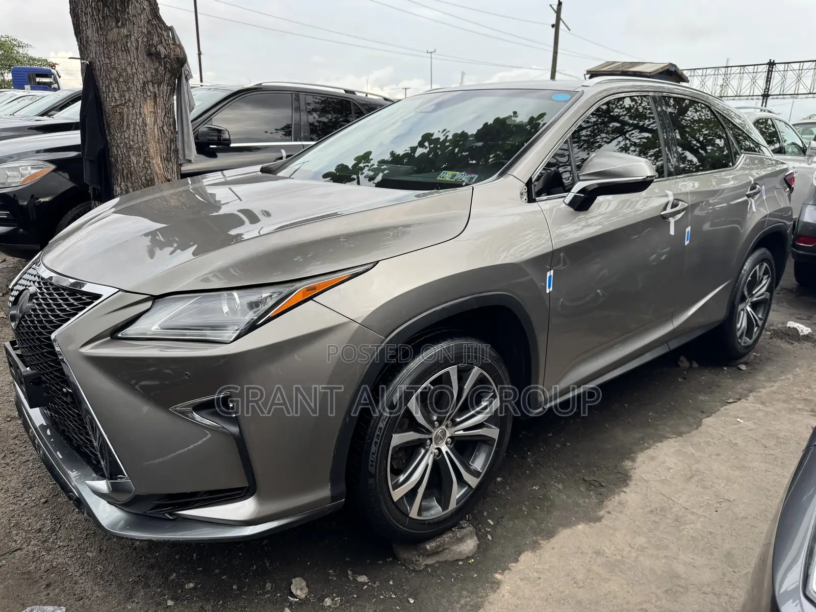 Lexus RX 350 AWD 2017 Gold