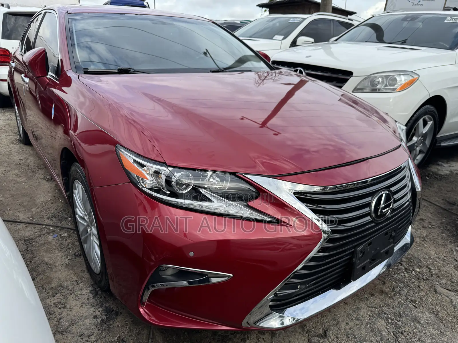 Lexus ES 350 FWD 2015 Red