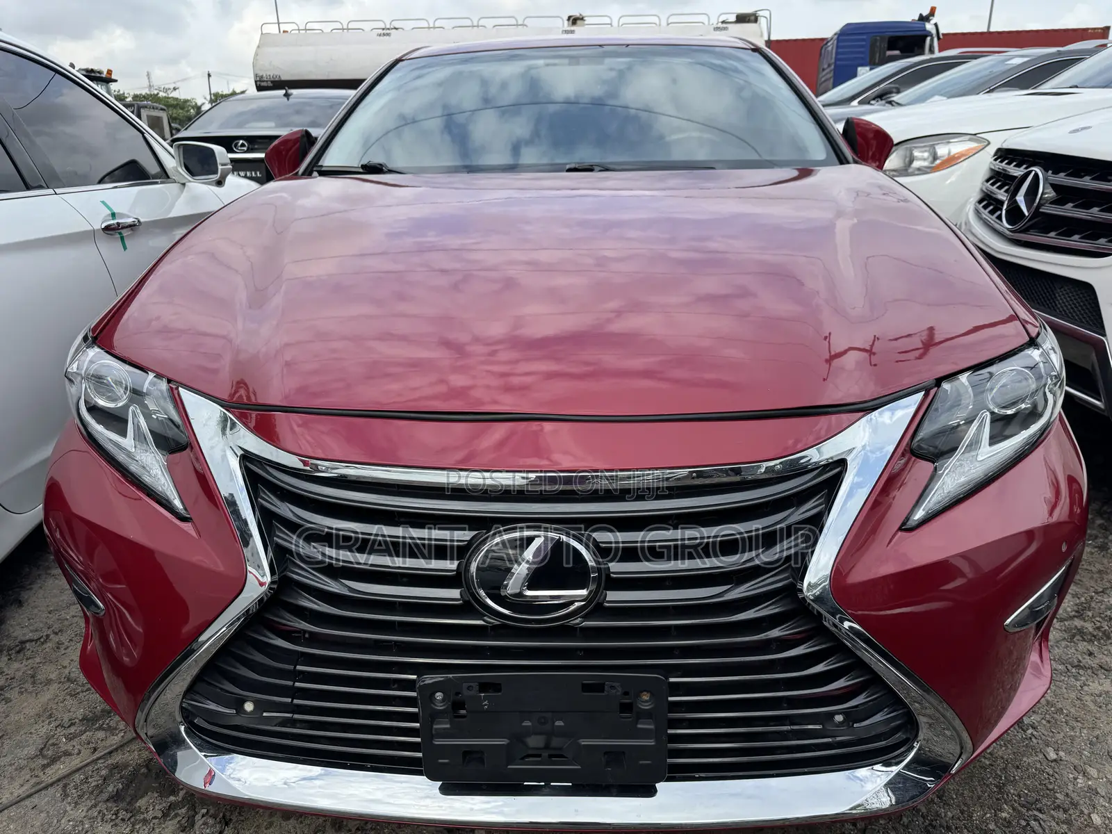 Lexus ES 350 FWD 2015 Red
