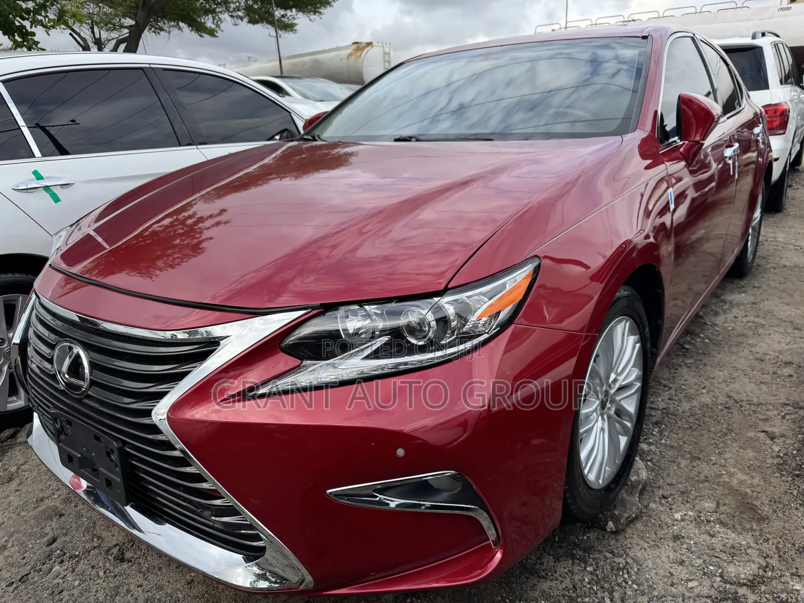 Lexus ES 350 FWD 2015 Red