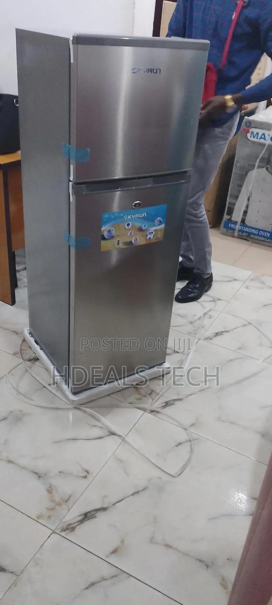 Skyrun 138-Litres Double Door Top Freezer Refrigerator 