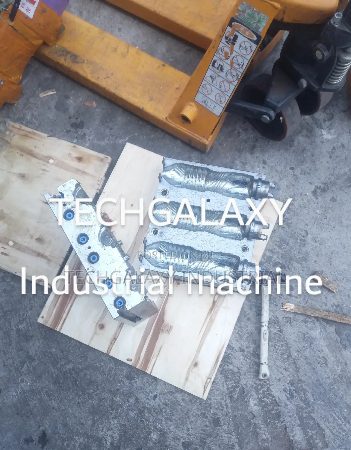 3 Cavity Bottle Water Mould