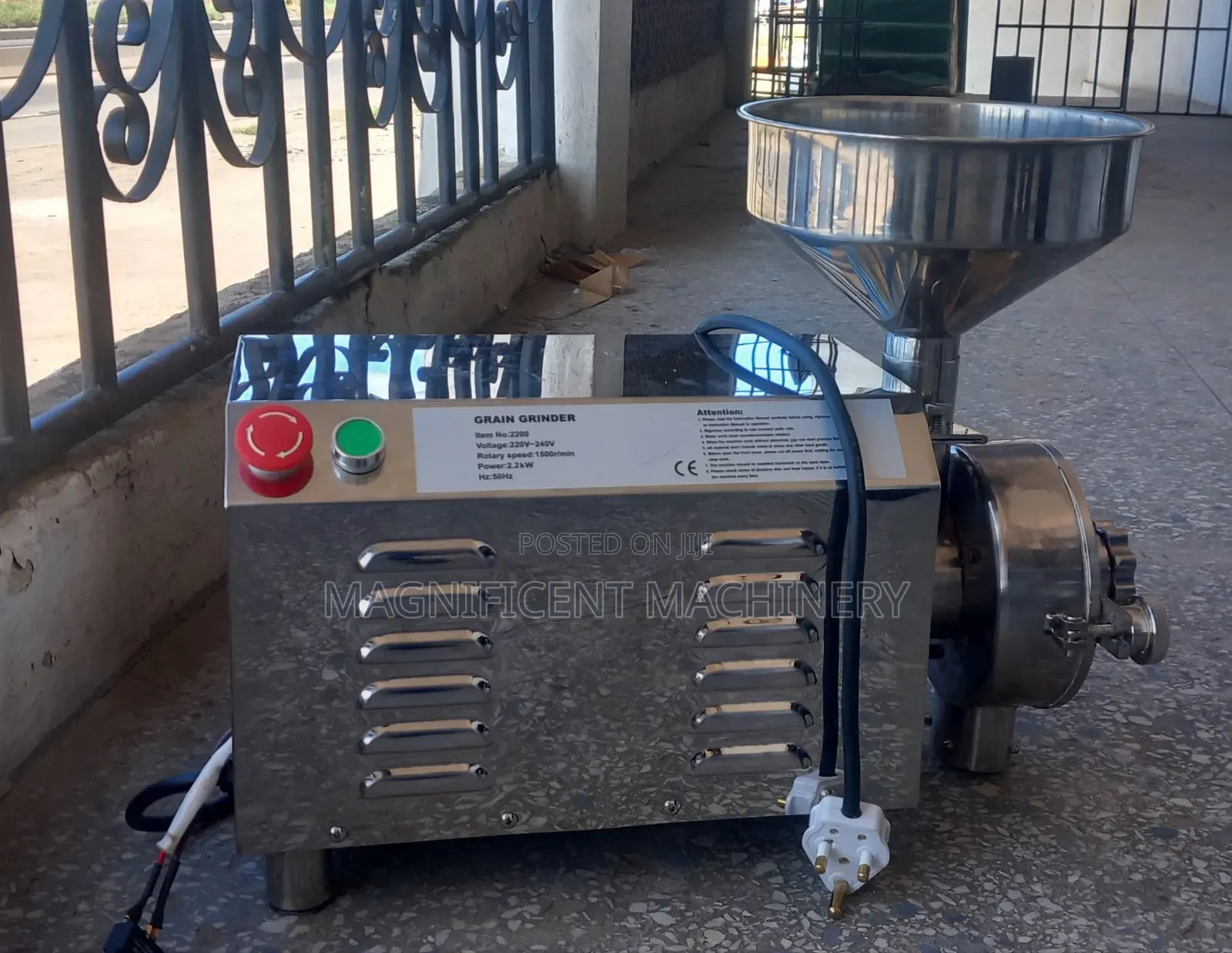 Powder Grains Grinding Machine