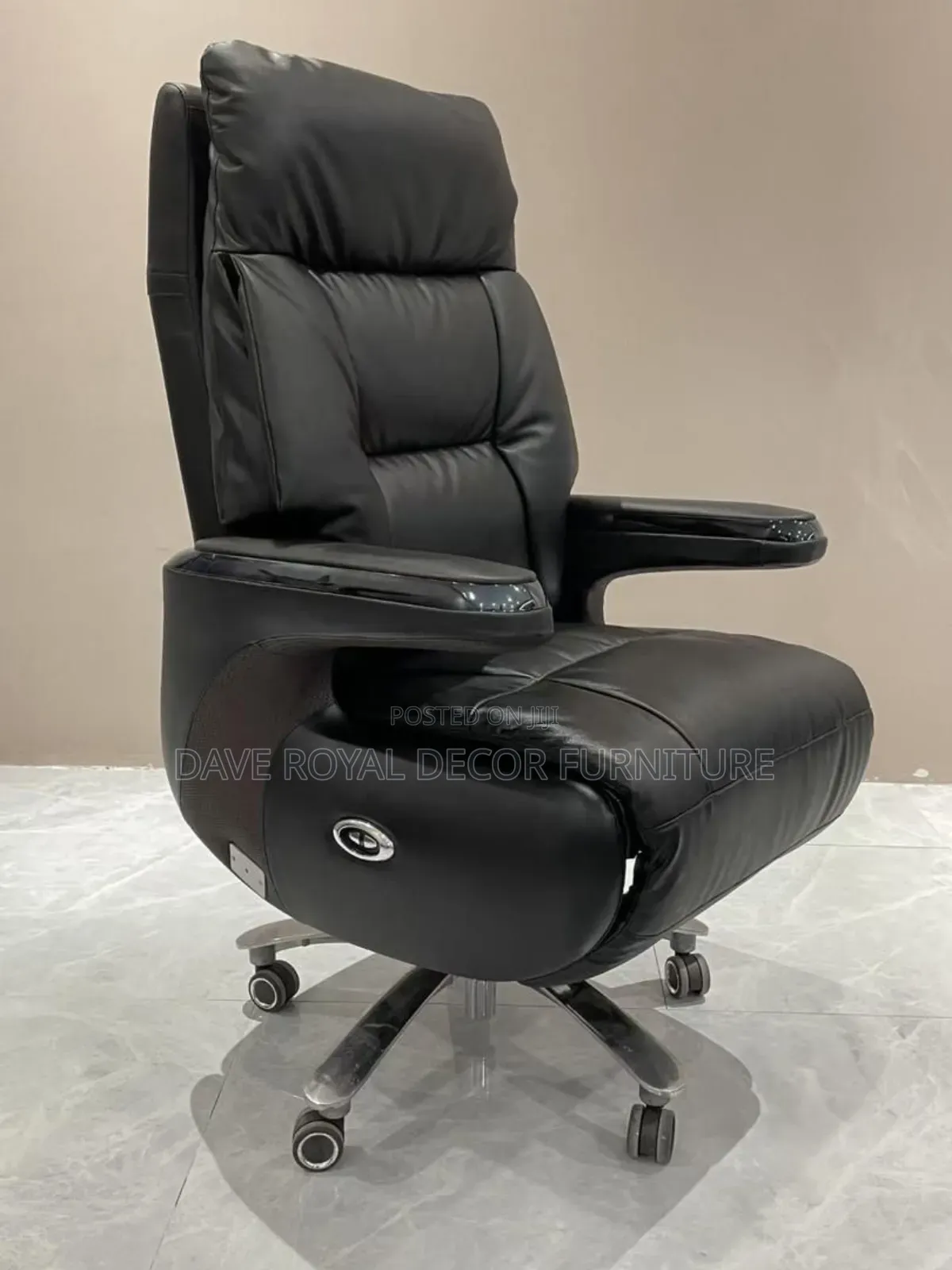 Exotic Quality Reclining Boss Office Chair.