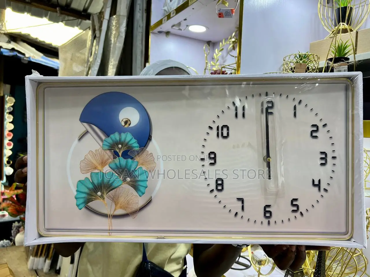 Clock in Frame