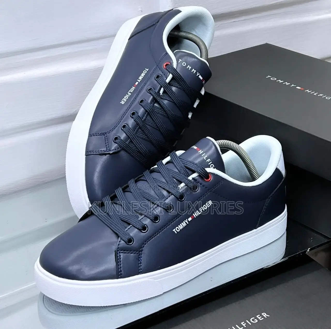 Original Tommy Hilfiger Blue Leather Sneakers
