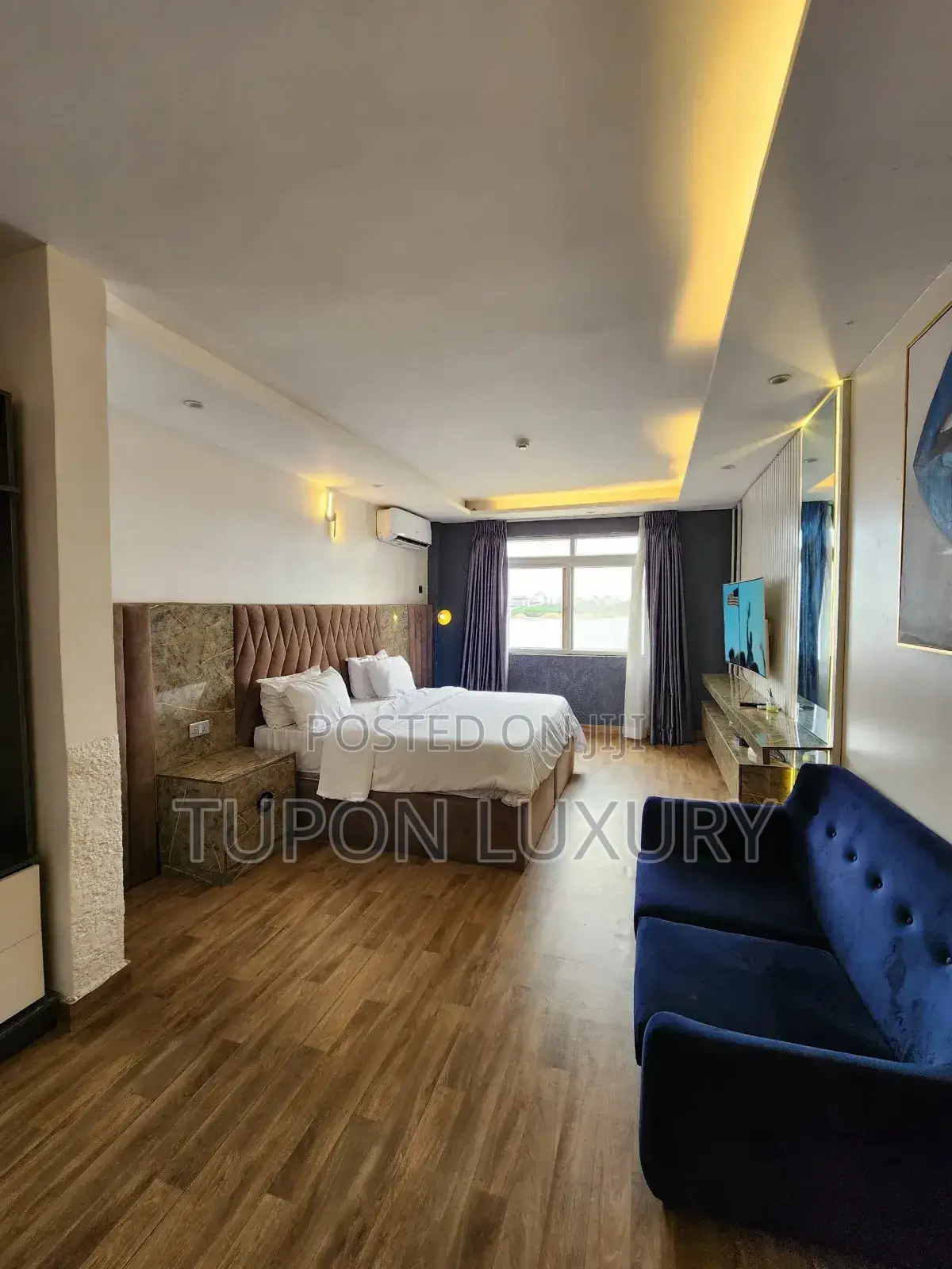 Waterfront 3bedroom Apartment With Pool 