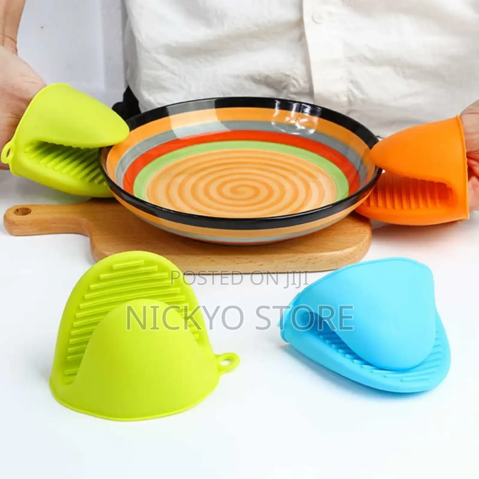 2pcs Kitchen Silicone Heat Resistant Gloves