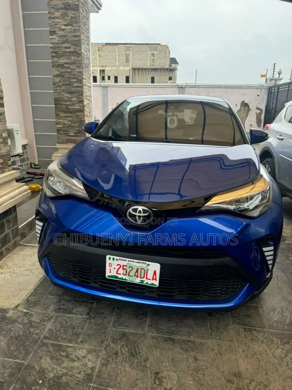 Toyota C-HR Limited 2022 Blue