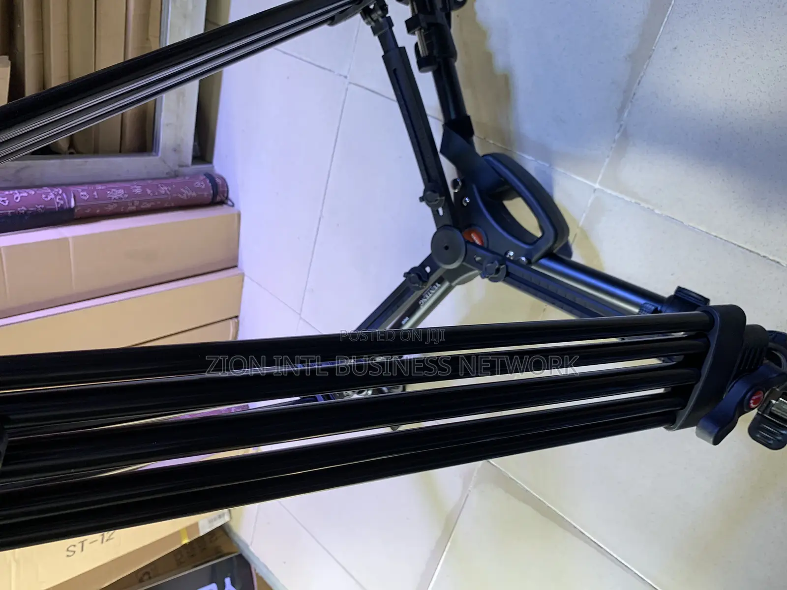 Professional Flango Tripod 6160