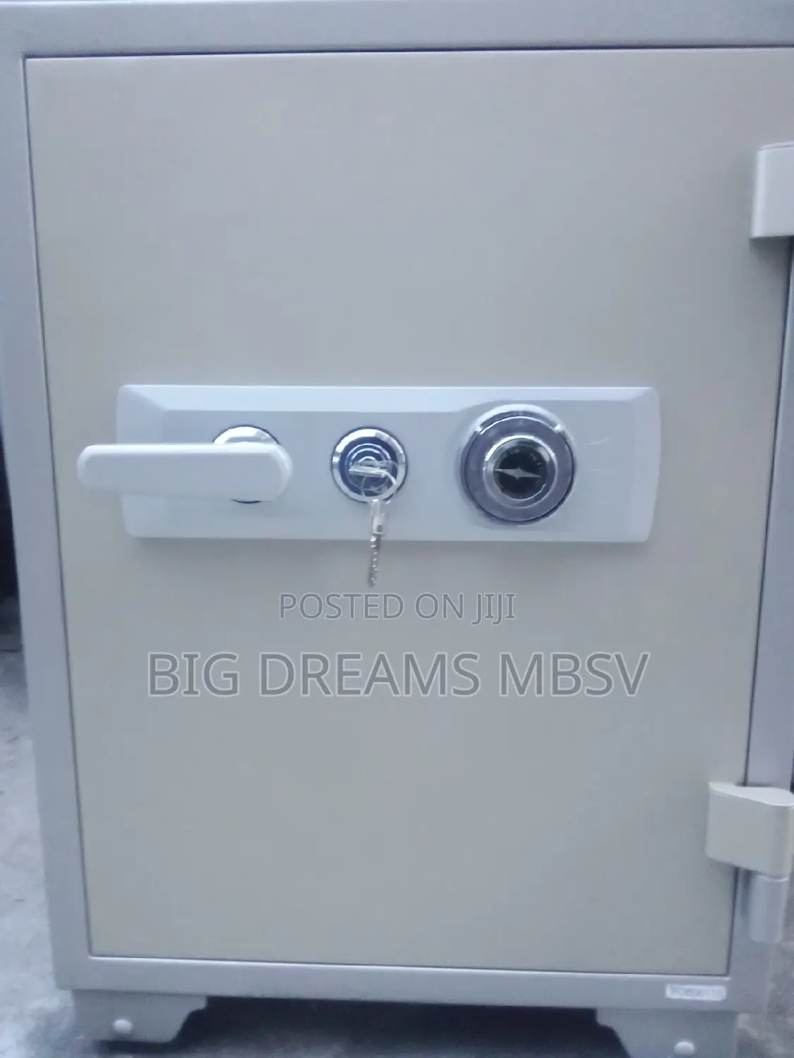 750 Booil Brand New Analogue Fireproof Safe