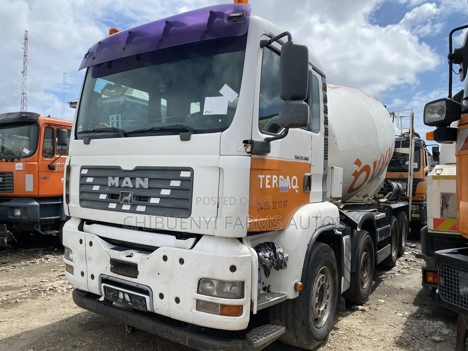 CONCRETE MIXER 12tyres (10-Cubic)