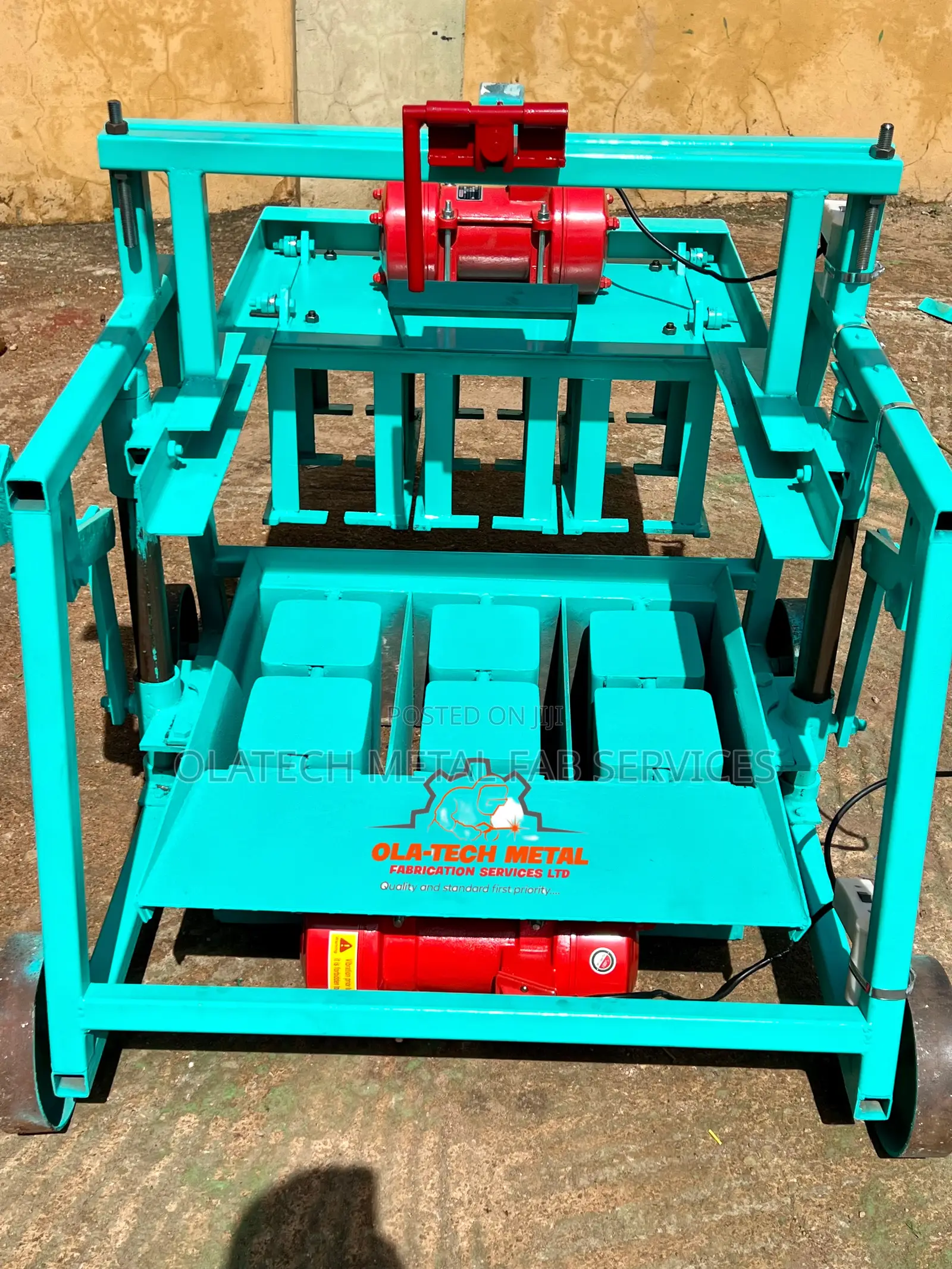 3 9 4 6 Egg Laying Block Making Machine