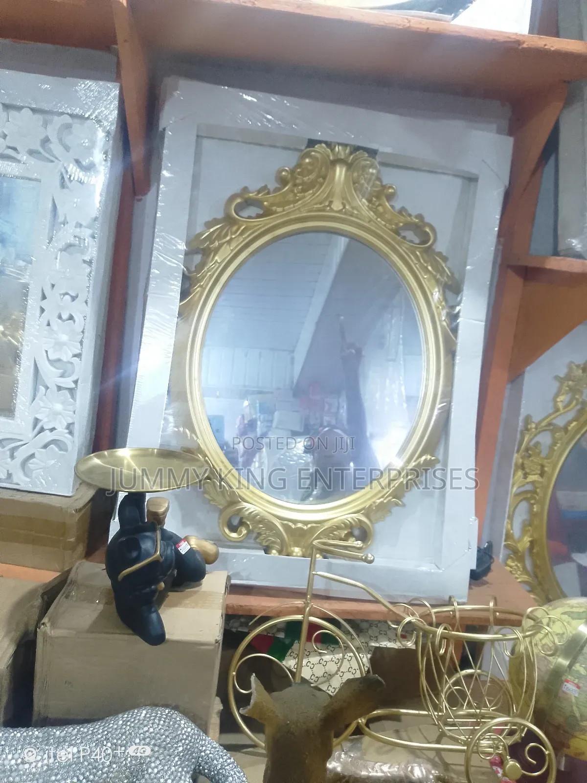 Decorative Round Gold Mirror
