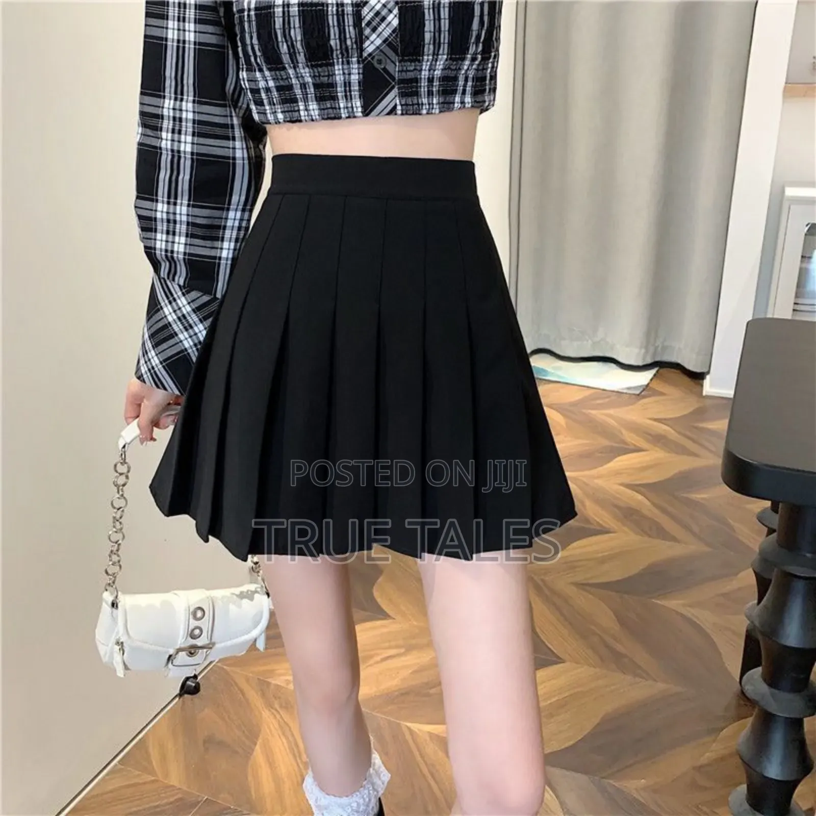 Ladies Pleated Short Skirts