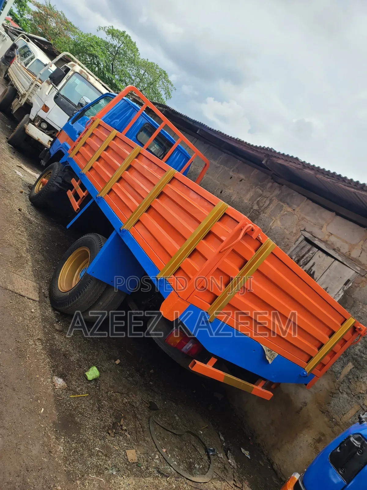 Toyota Dyna 200 1998 Model 6 Tyres