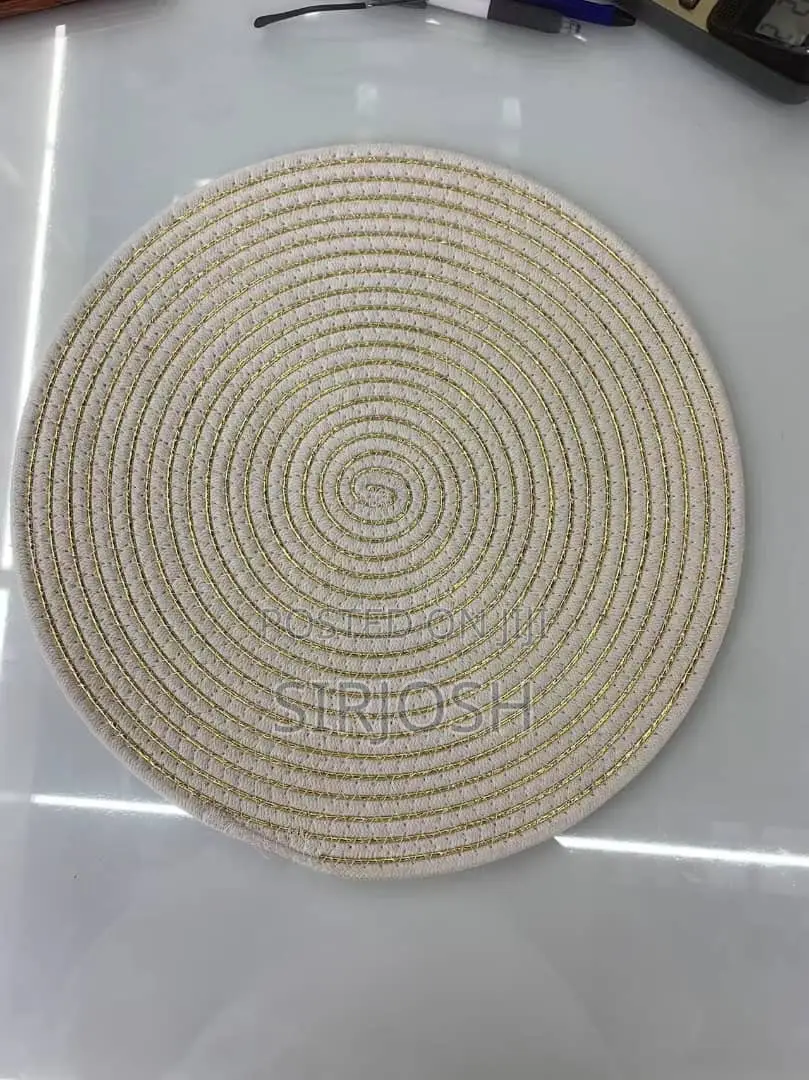 Quality Table Woven Mat