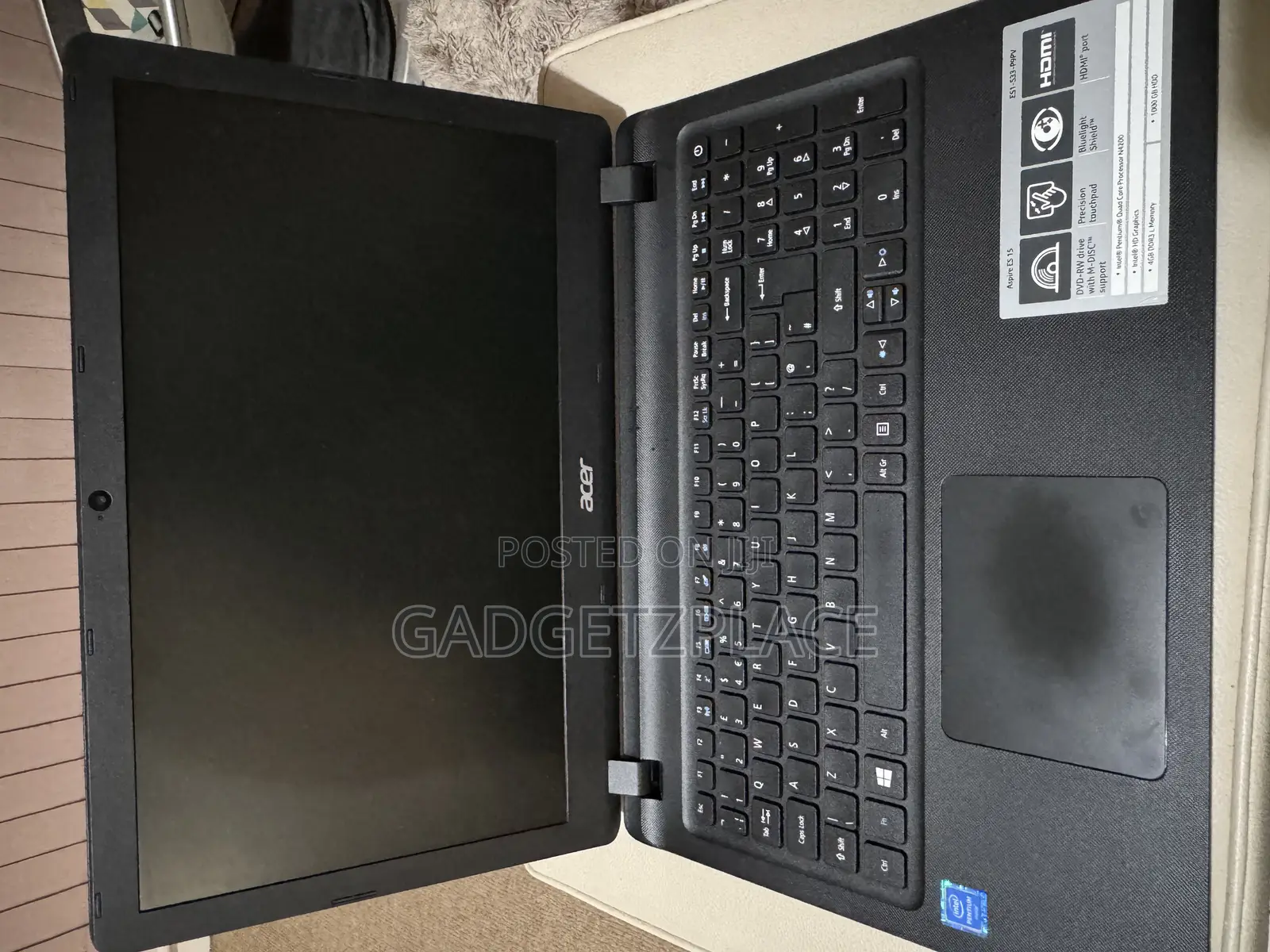 Laptop Acer Aspire ES1-533 4GB Intel Core 2 Duo HDD 1T