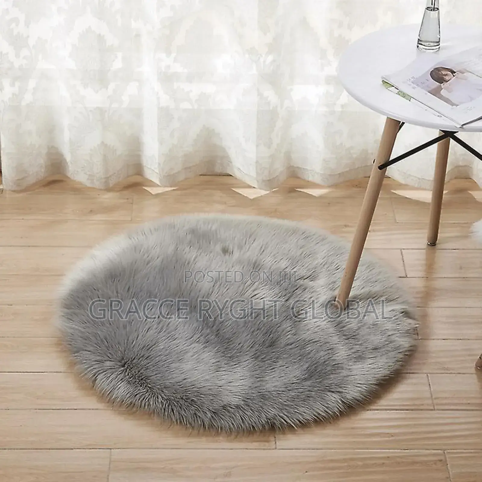 Round Faux Fur Rug
