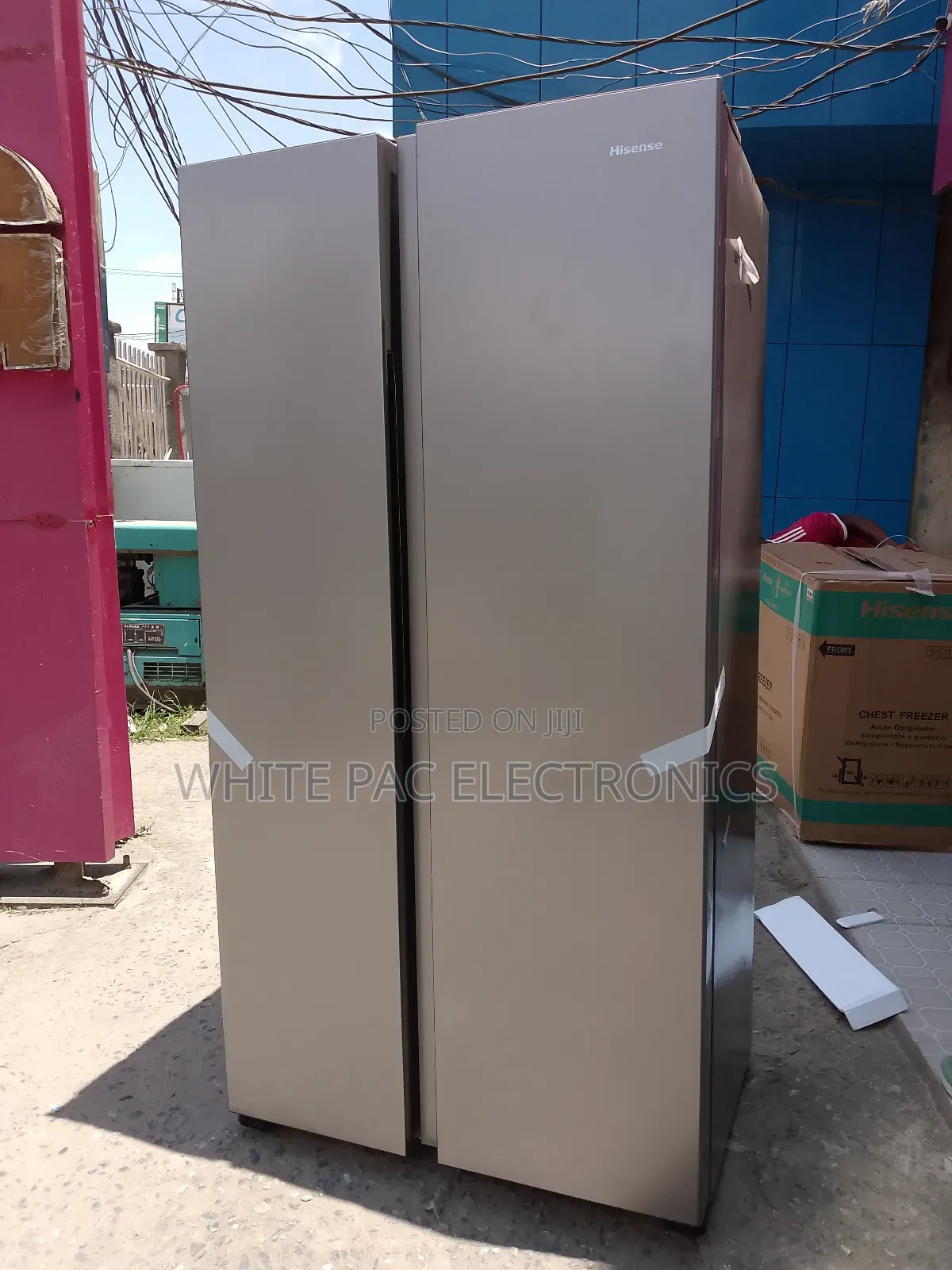 Hisense Fridge / Freezer 516-l Twins Doors Extra Cooling