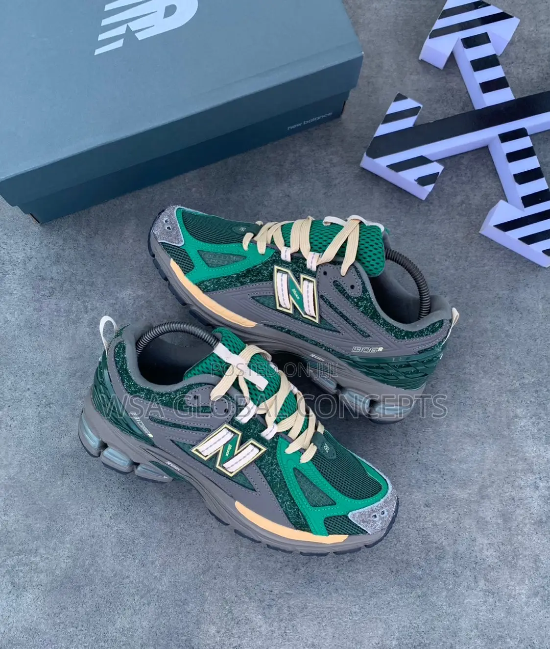 New Balance 1906 Diamond District Green Sneakers