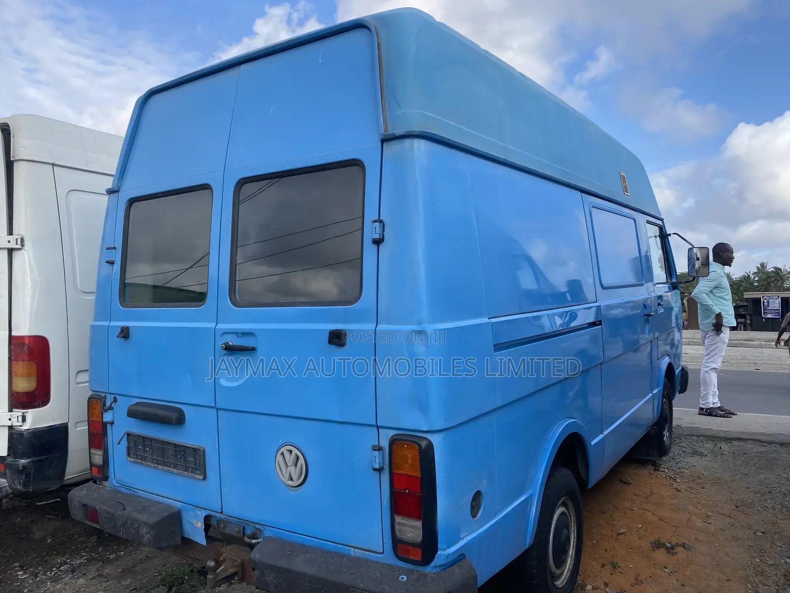 Volkswagen LT 2000 Blue